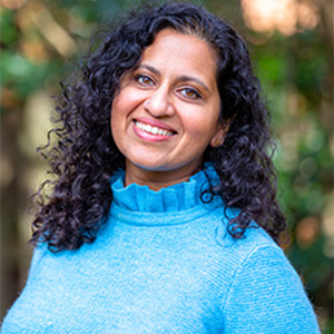 Photo of faculty Aparna Polavarapu 